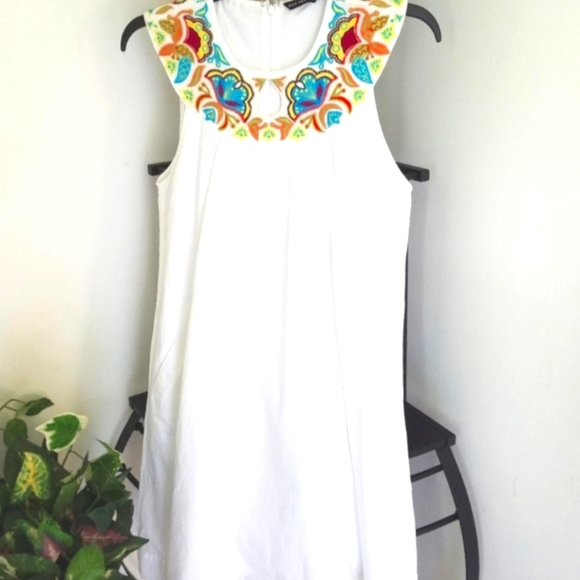 Kas New York Floral Embroidered Dress W/ Pockets - Picture 8 of 8